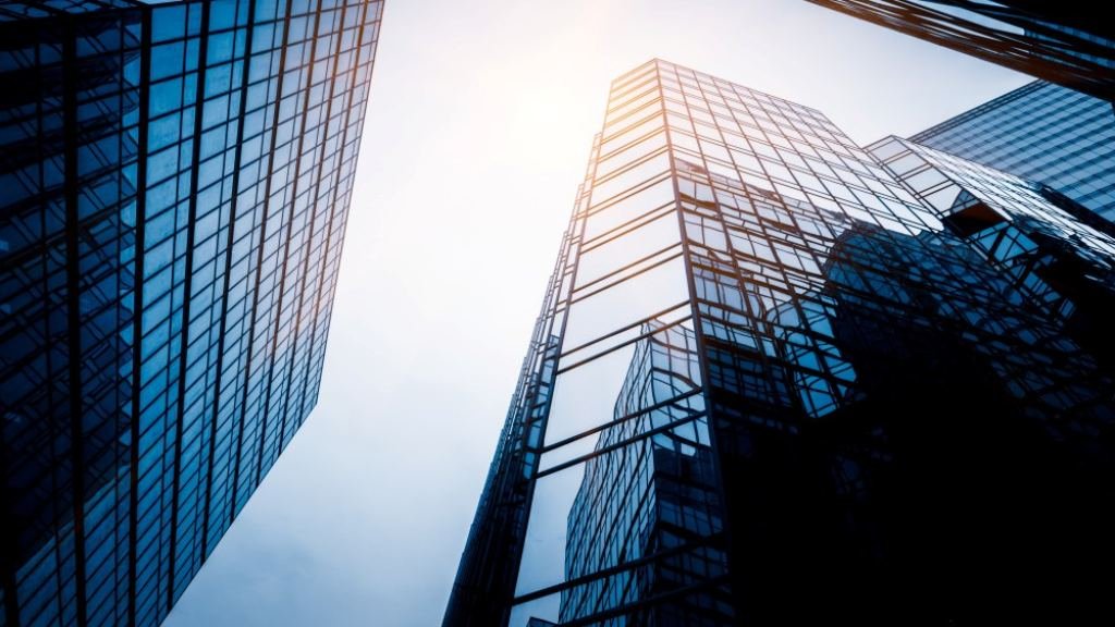 Mainland or Free Zone Company Setup in Qatar, Which Structure Fits Your Business?